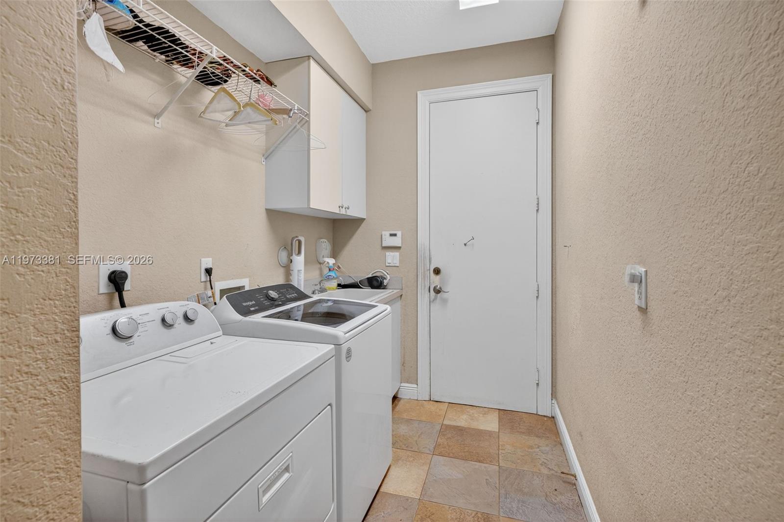 3792 Churchill Downs Dr Davie, FL 33328