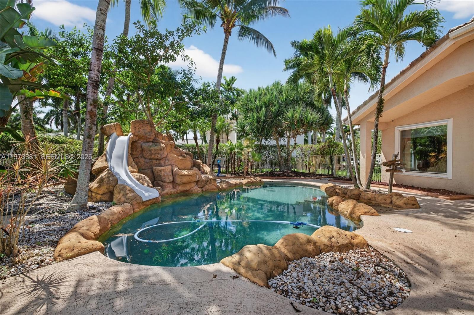 3792 Churchill Downs Dr Davie, FL 33328