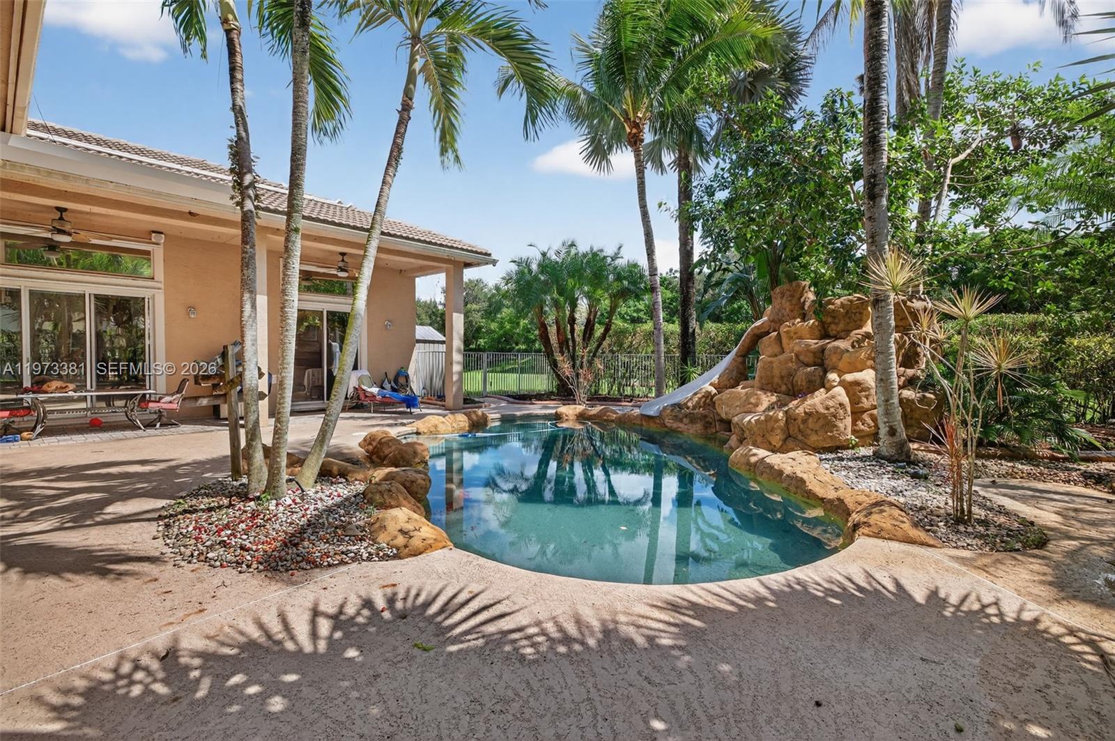 3792 Churchill Downs Dr Davie, FL 33328