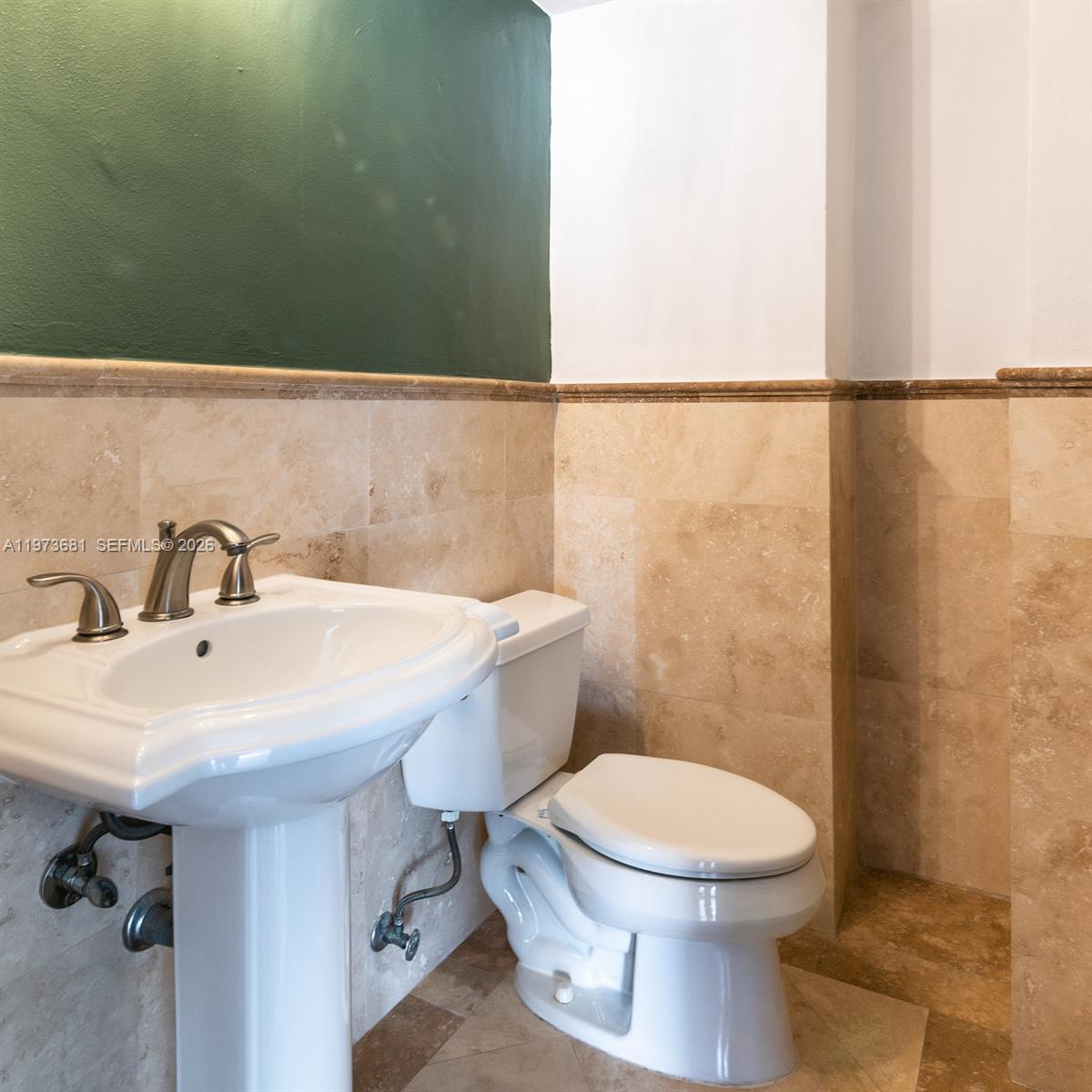 9225 Collins Ave #1010 Surfside, FL 33154