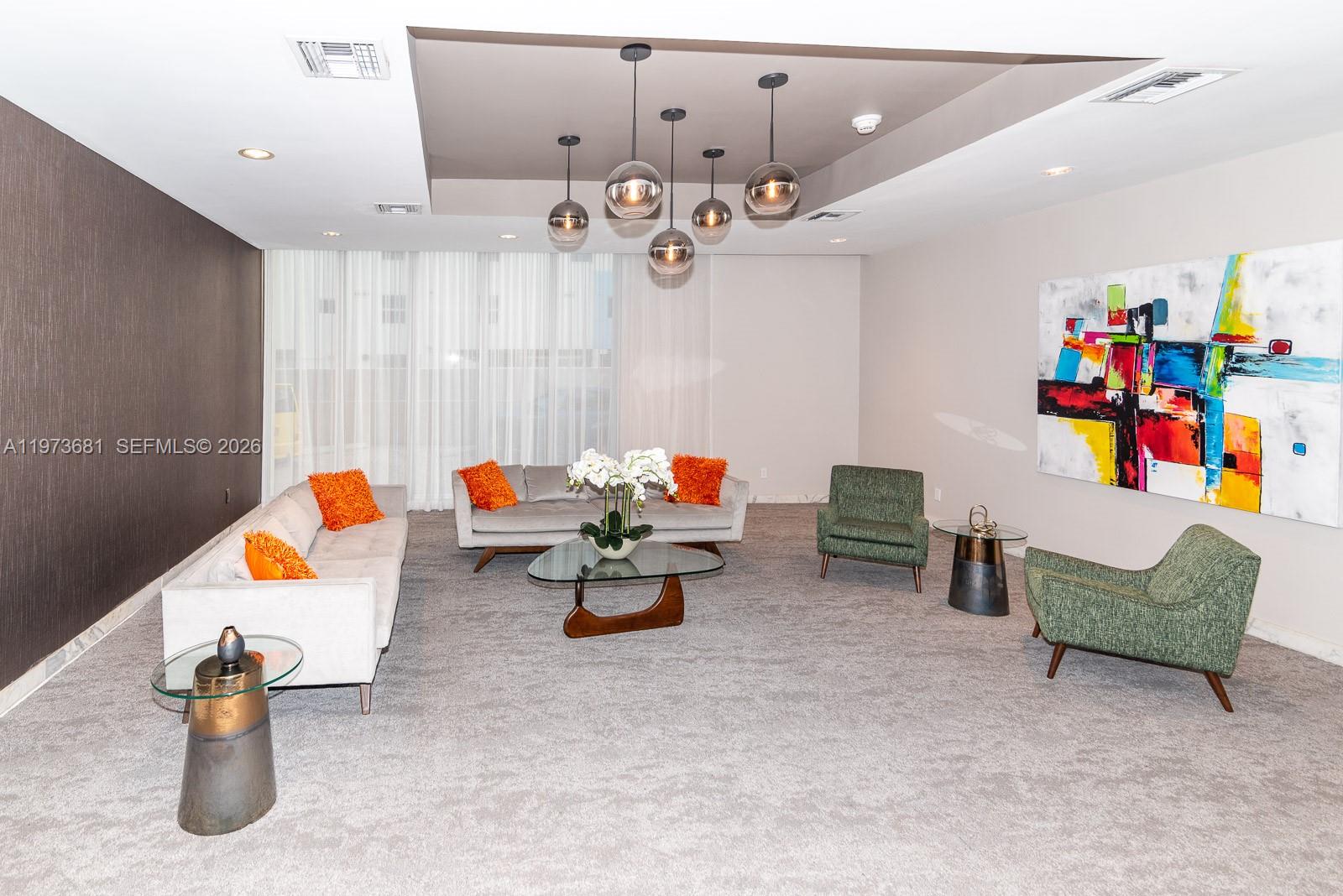 9225 Collins Ave #1010 Surfside, FL 33154