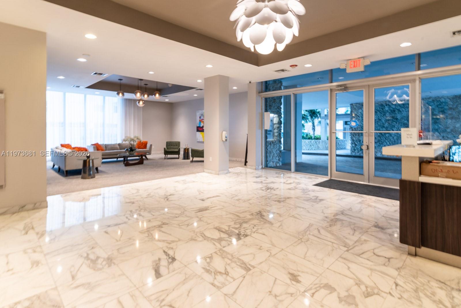 9225 Collins Ave #1010 Surfside, FL 33154