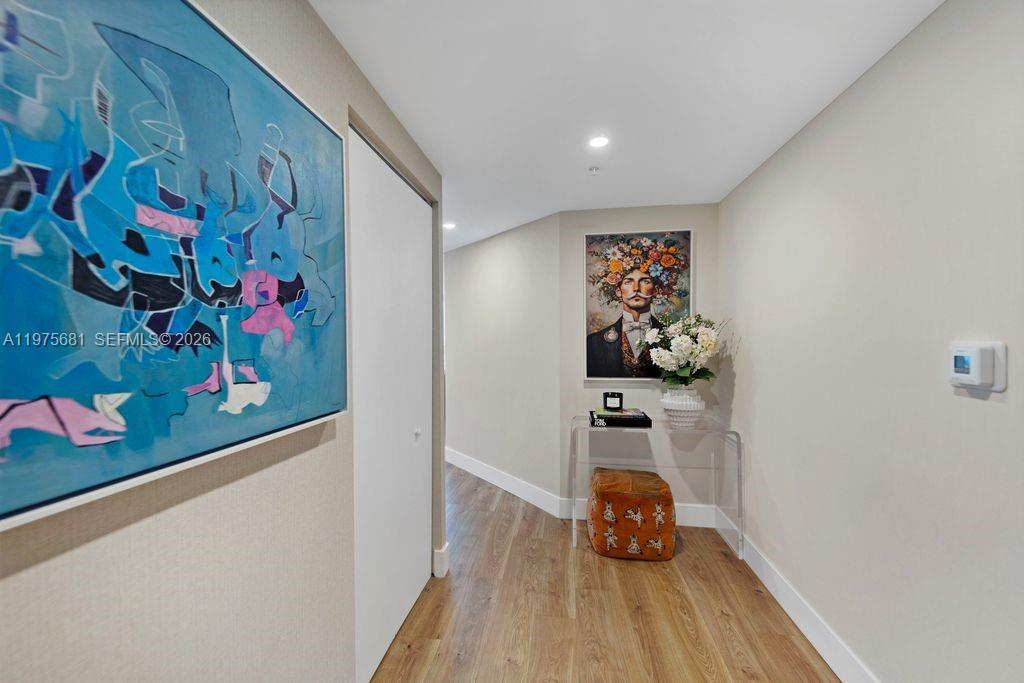 335 S Biscayne Blvd #3012 Miami, FL 33131