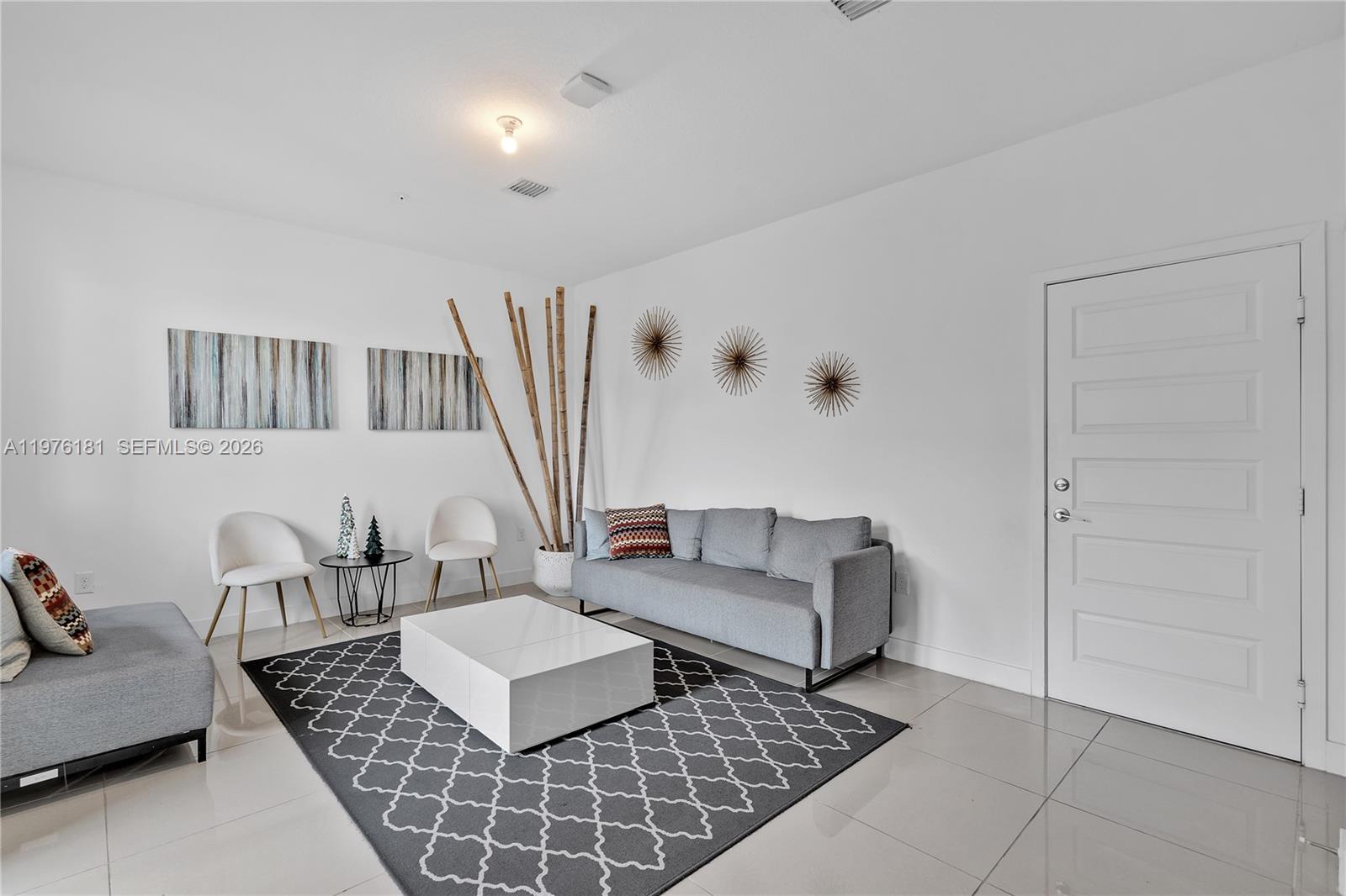 4703 NW 84th Ct Doral, FL 33166