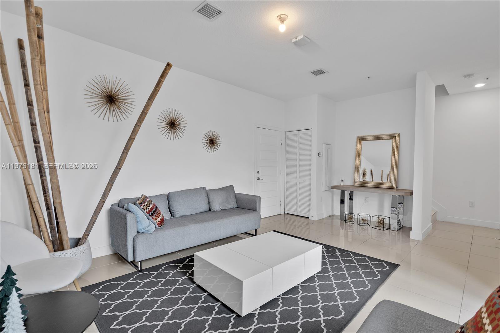 4703 NW 84th Ct Doral, FL 33166