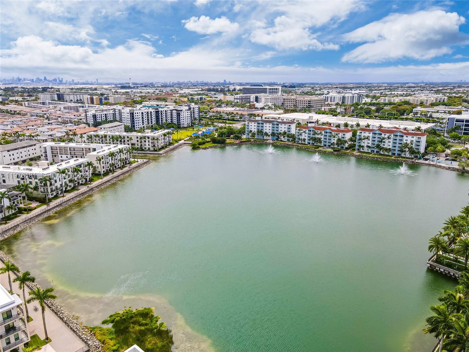 4703 NW 84th Ct Doral, FL 33166