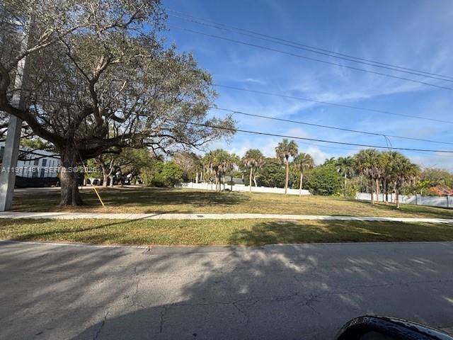 9506 SW 57th Ave Pinecrest, FL 33156