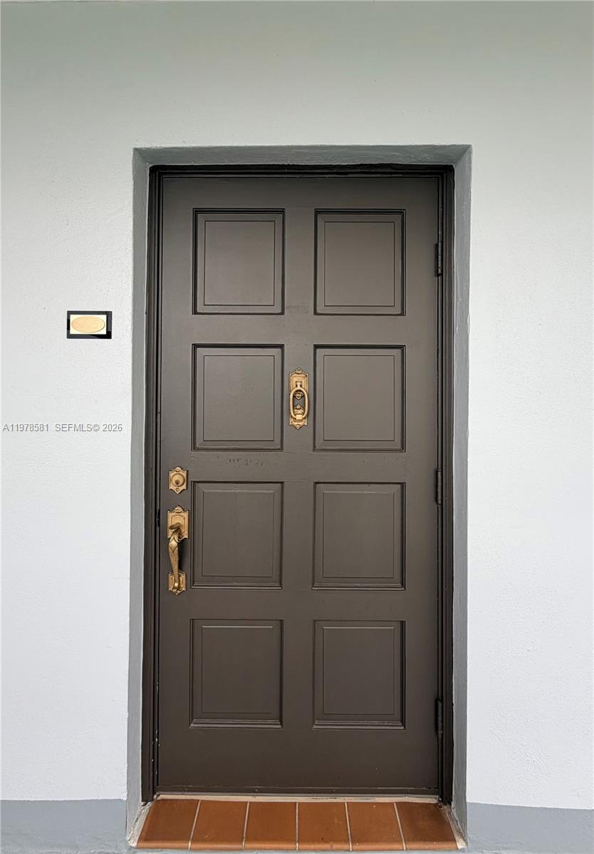 1101 Hillcrest Ct #206 Hollywood, FL 33021