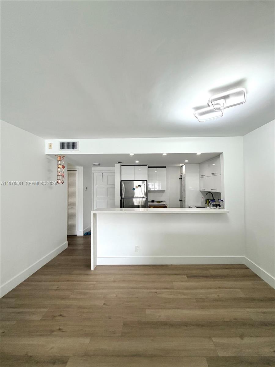 1101 Hillcrest Ct #206 Hollywood, FL 33021