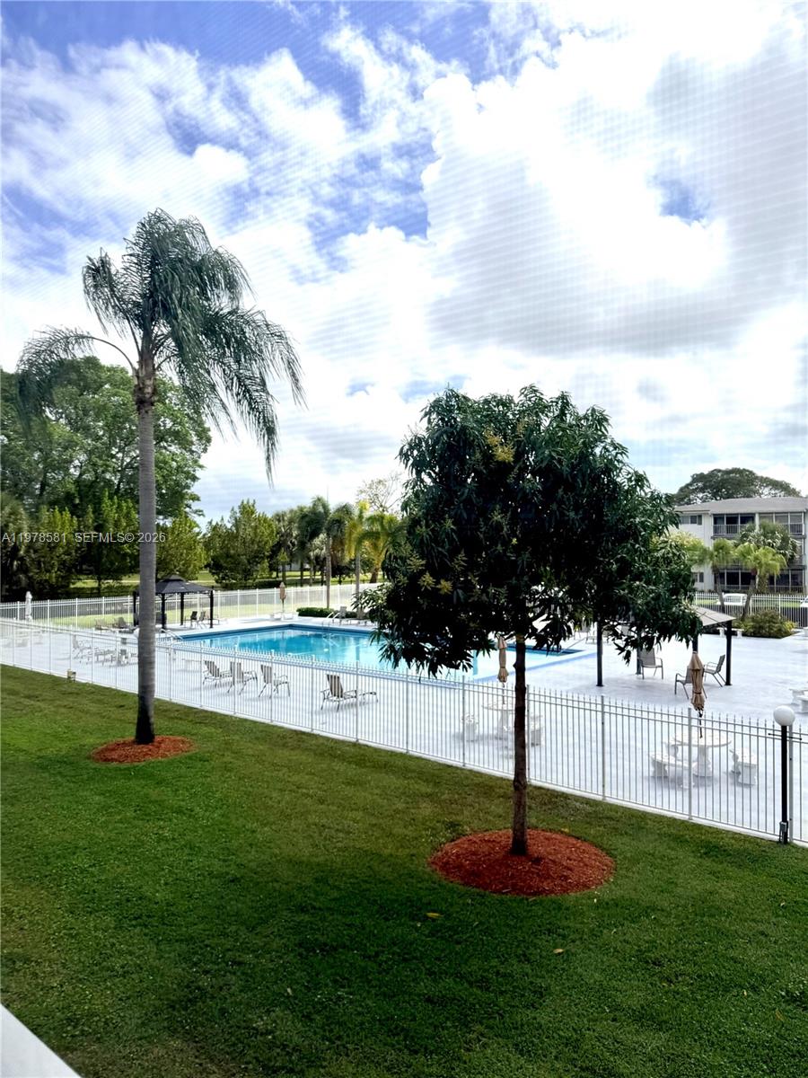 1101 Hillcrest Ct #206 Hollywood, FL 33021