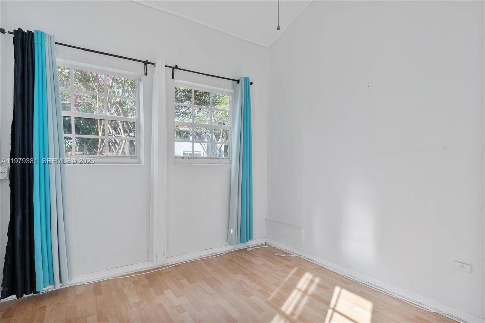 2508 SW 19th Ter Miami, FL 33145