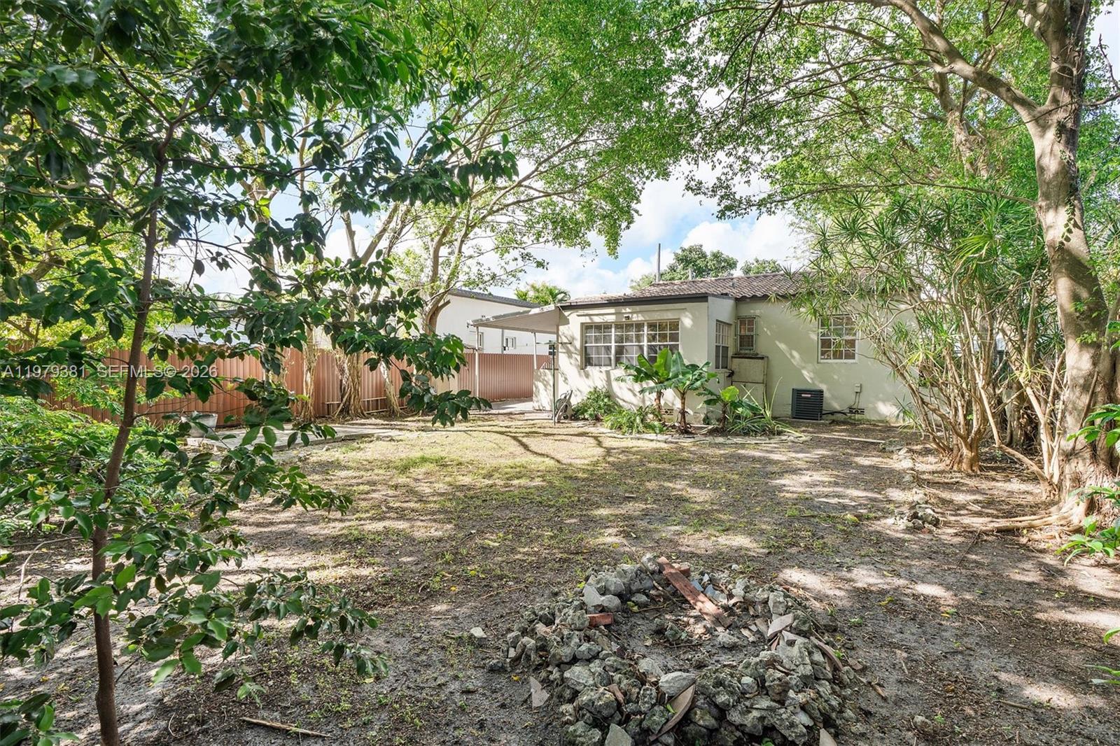 2508 SW 19th Ter Miami, FL 33145