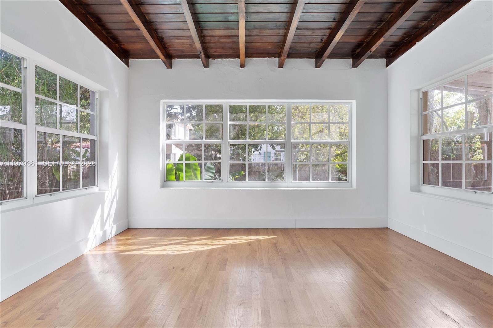 2508 SW 19th Ter Miami, FL 33145