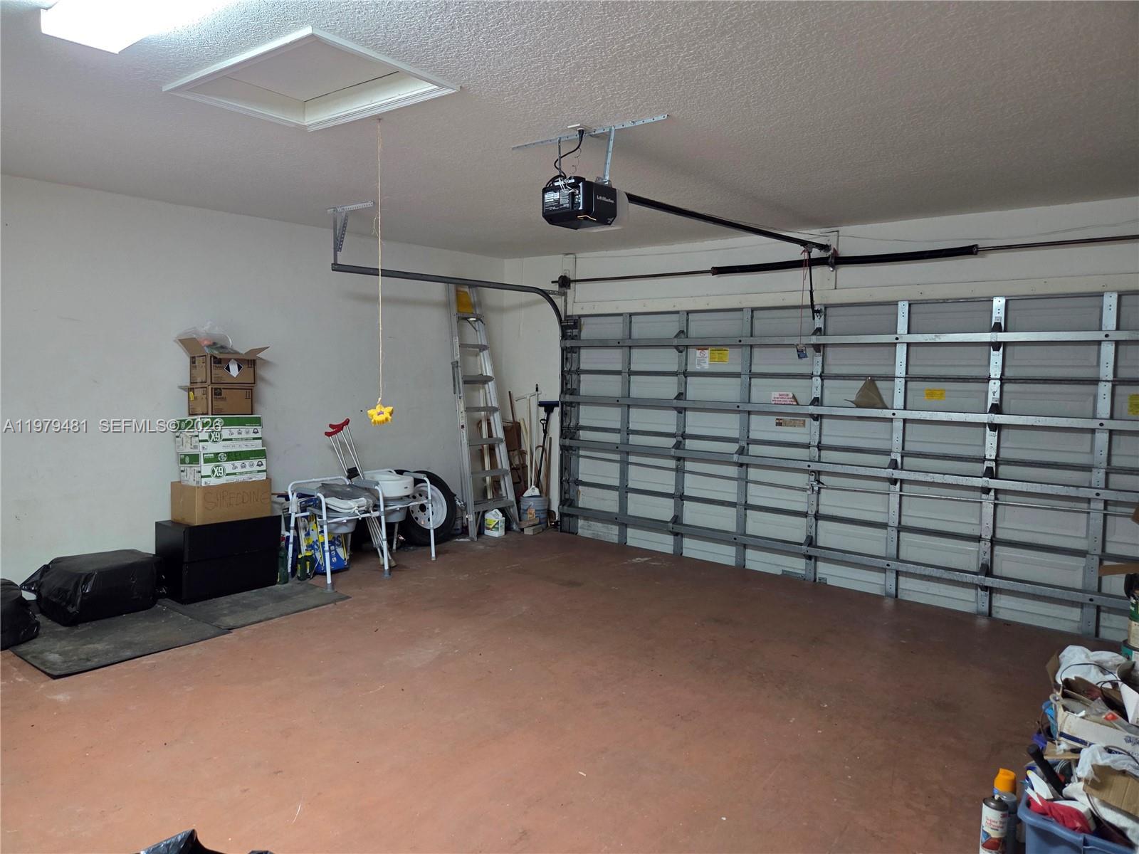 17594 SW 12th St Pembroke Pines, FL 33029