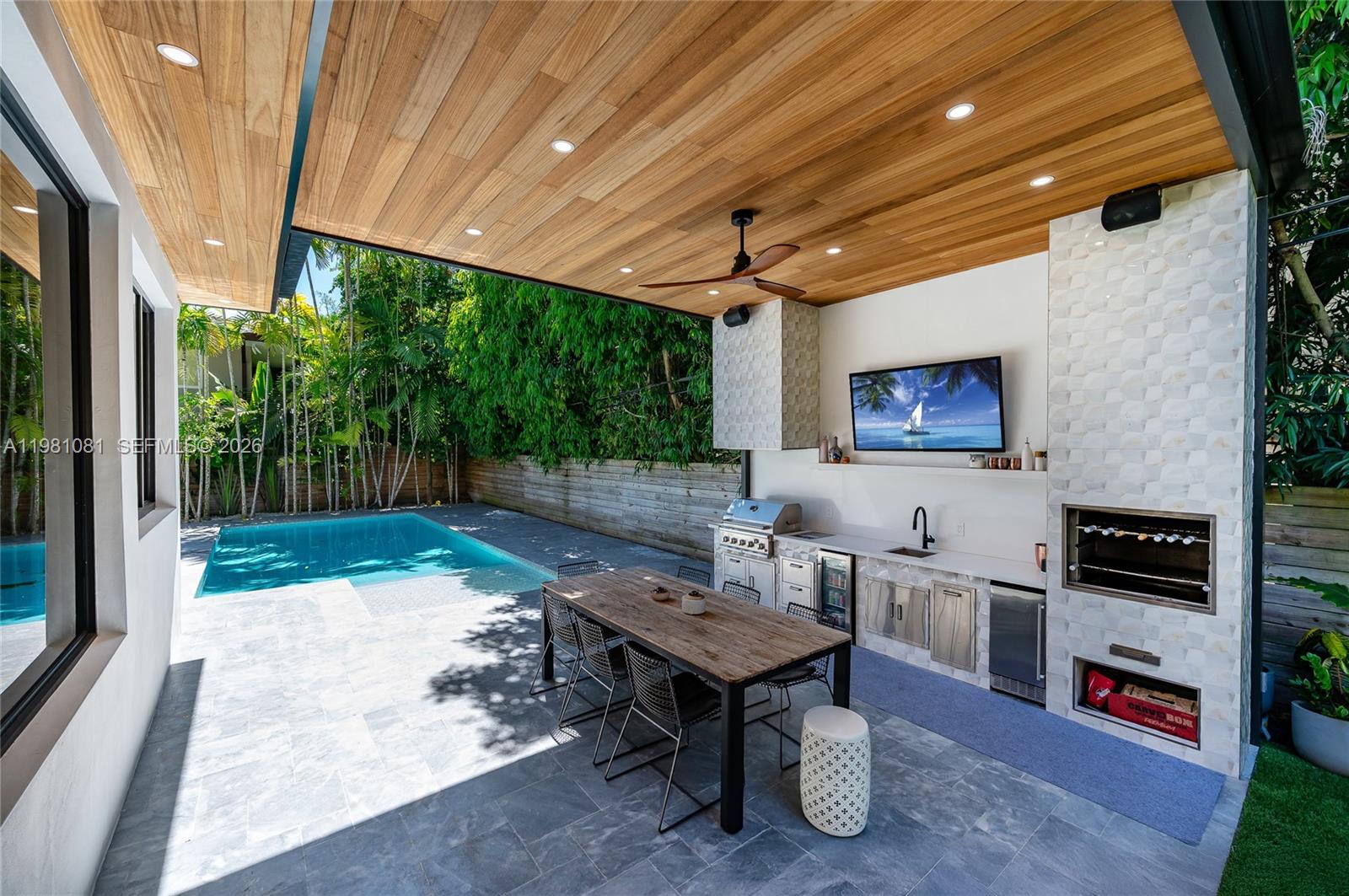 3370 Poinciana Ave Miami, FL 33133