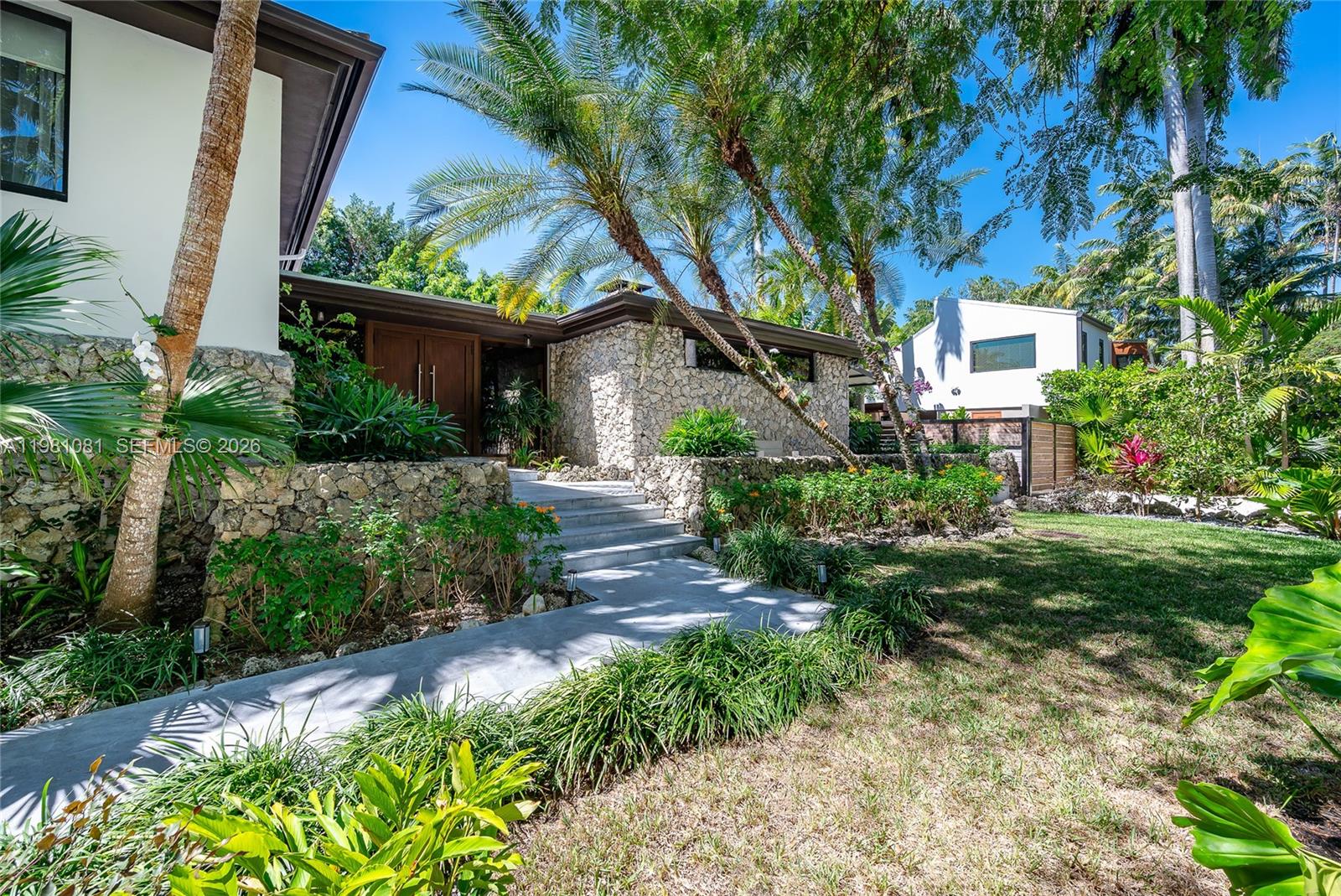 3370 Poinciana Ave Miami, FL 33133