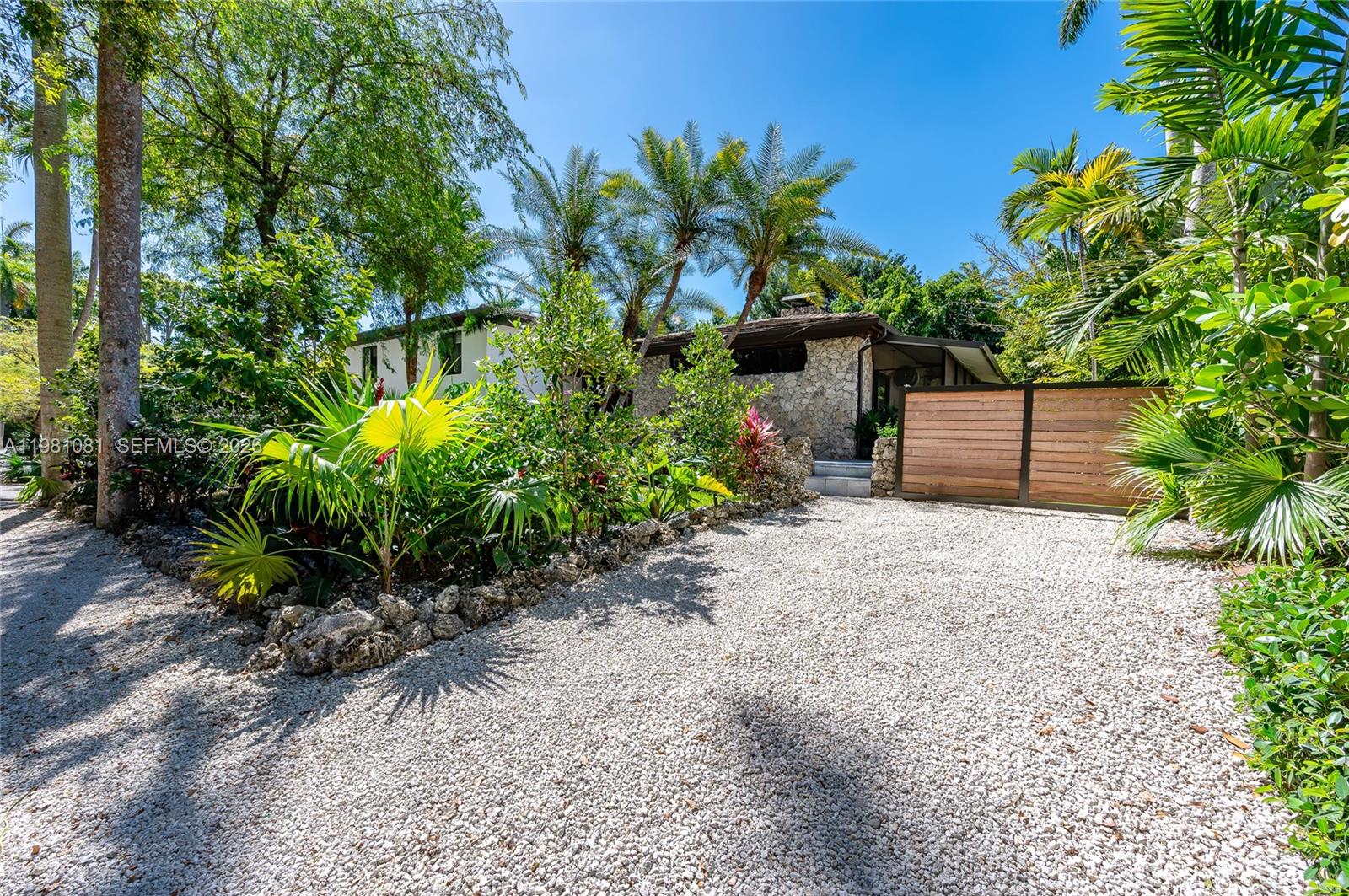 3370 Poinciana Ave Miami, FL 33133