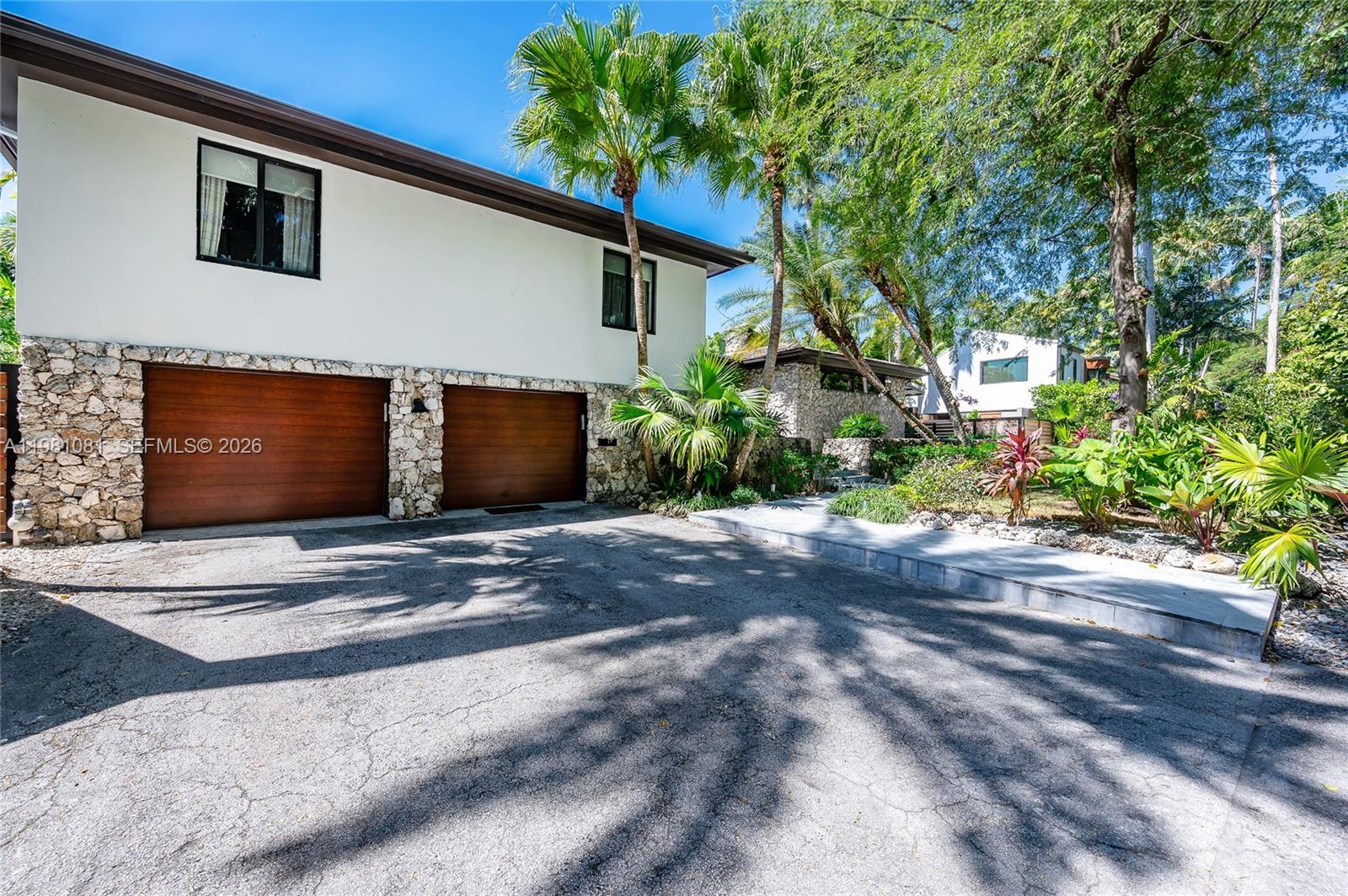 3370 Poinciana Ave Miami, FL 33133