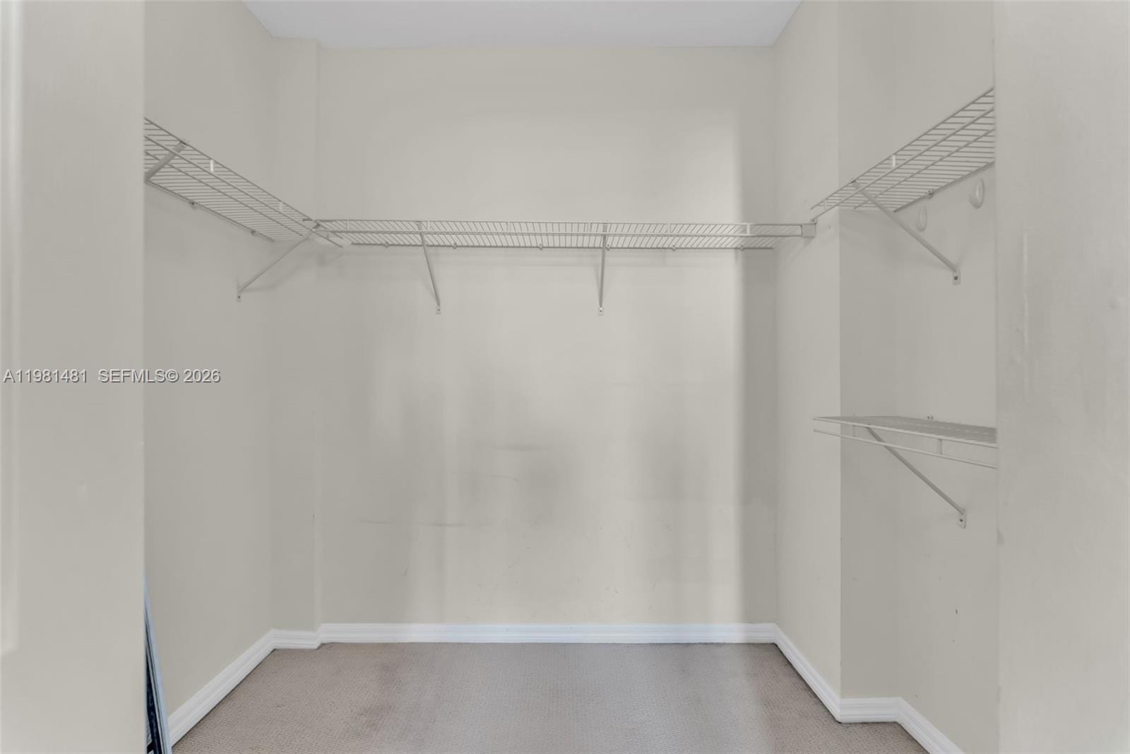 2421 NE 65th St #403 Fort Lauderdale, FL 33308