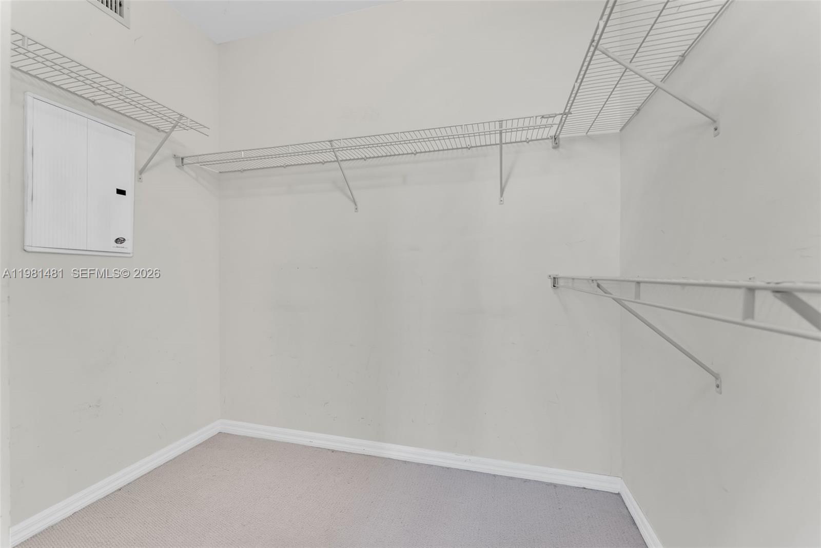 2421 NE 65th St #403 Fort Lauderdale, FL 33308