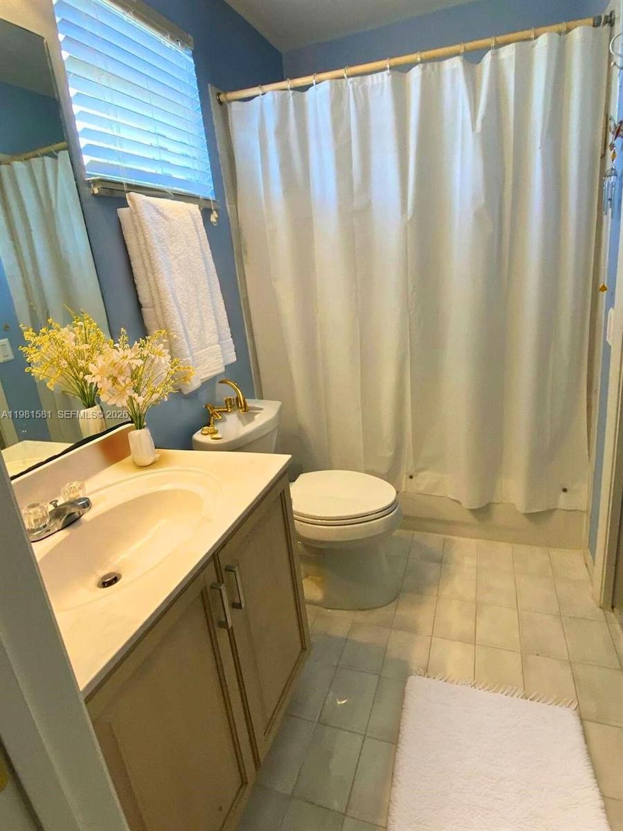 1032 Sequoia Ln Weston, FL 33327