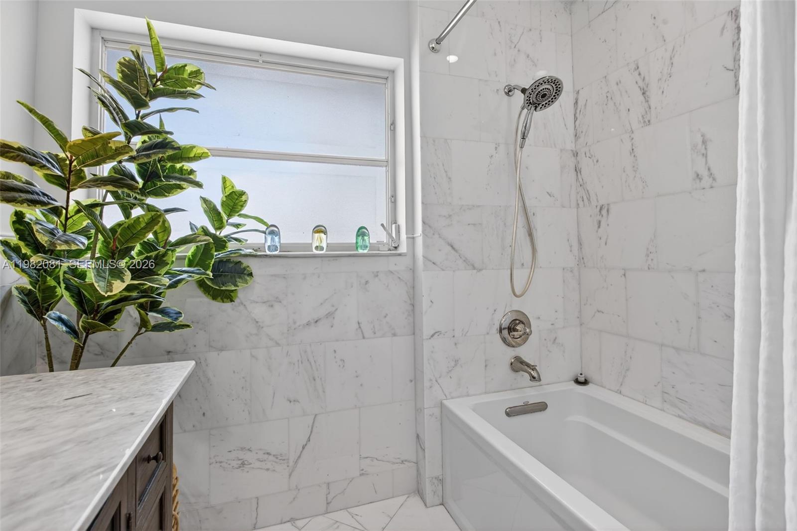 2136 NE 56th Pl Fort Lauderdale, FL 33308