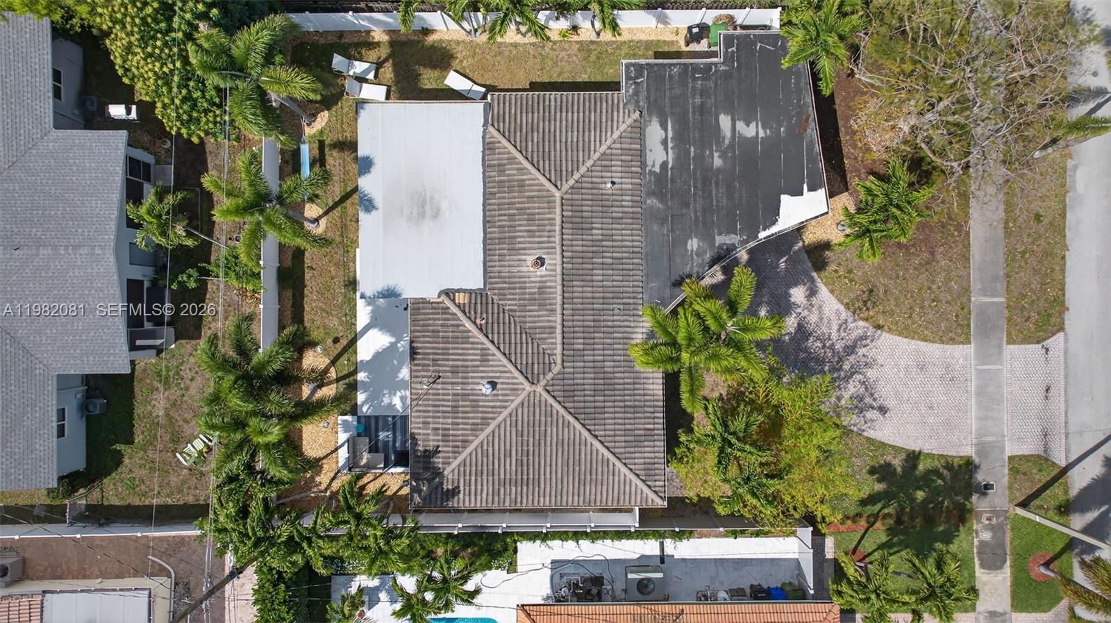 2136 NE 56th Pl Fort Lauderdale, FL 33308