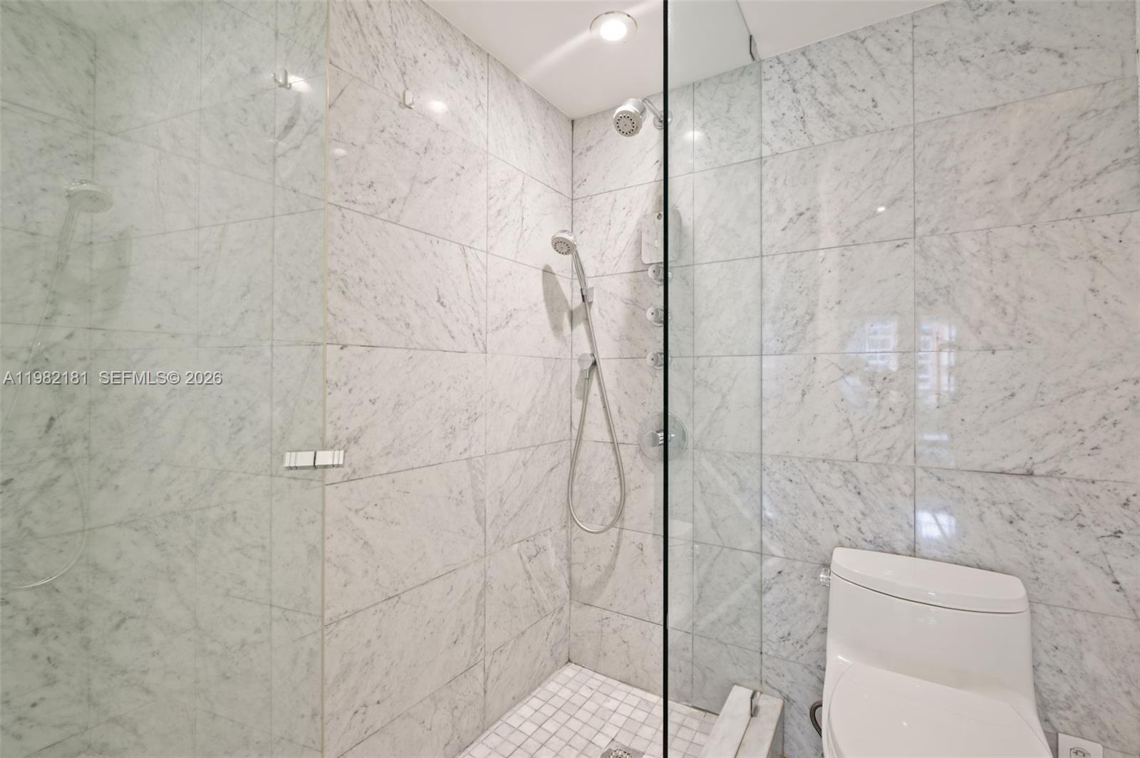 image Yacht Harbour23