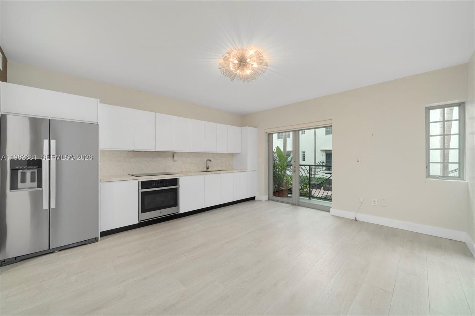 435 21st St #103 Miami Beach, FL 33139