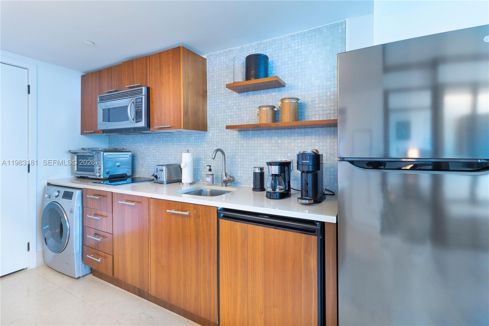 image The Carillon Center Tower6