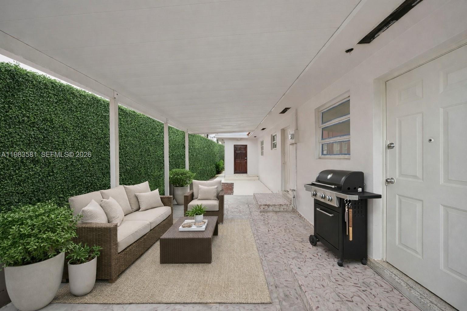 1781 SW 13th St Miami, FL 33145