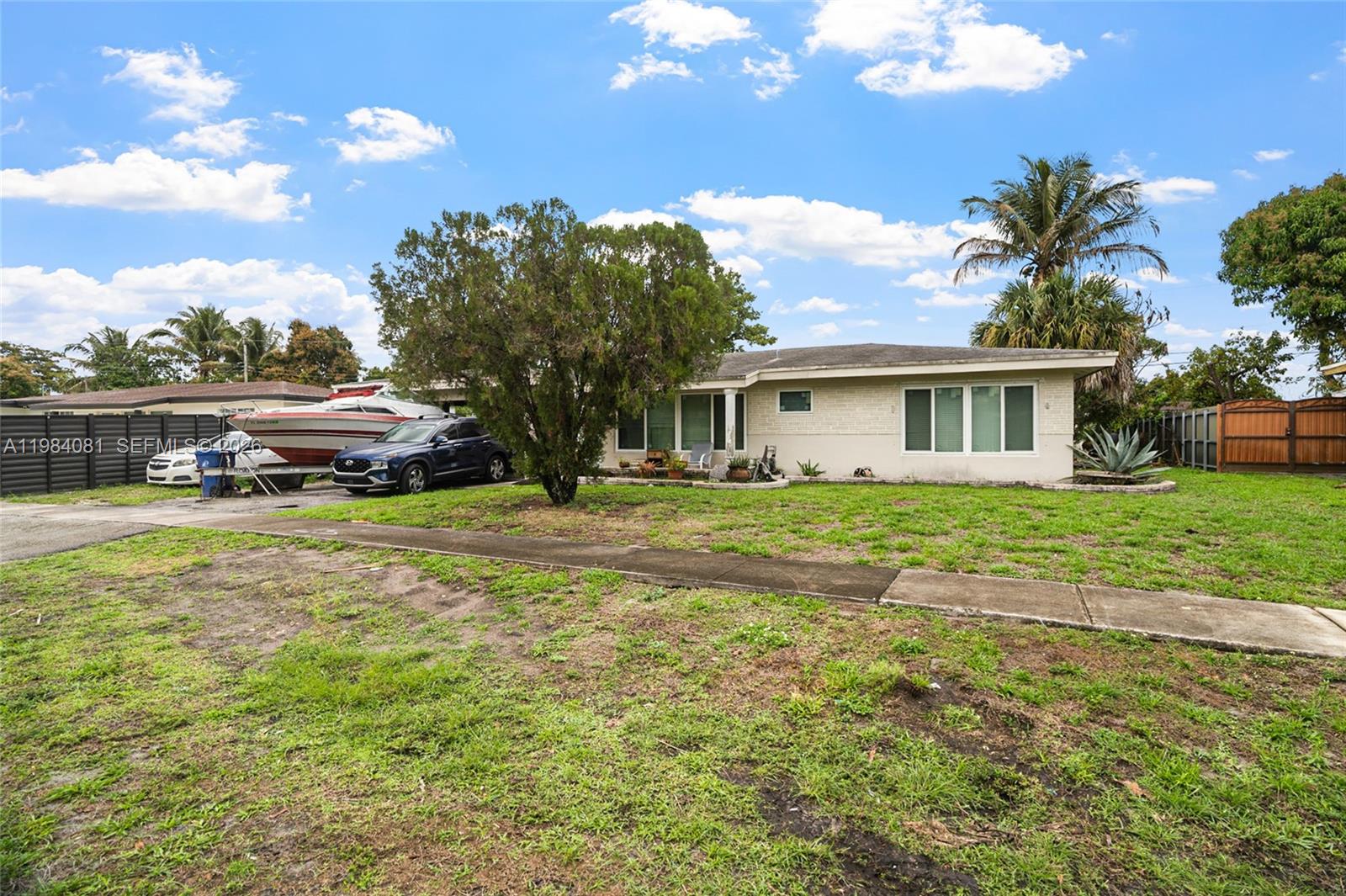 400 Long Is Ave Fort Lauderdale, FL 33312