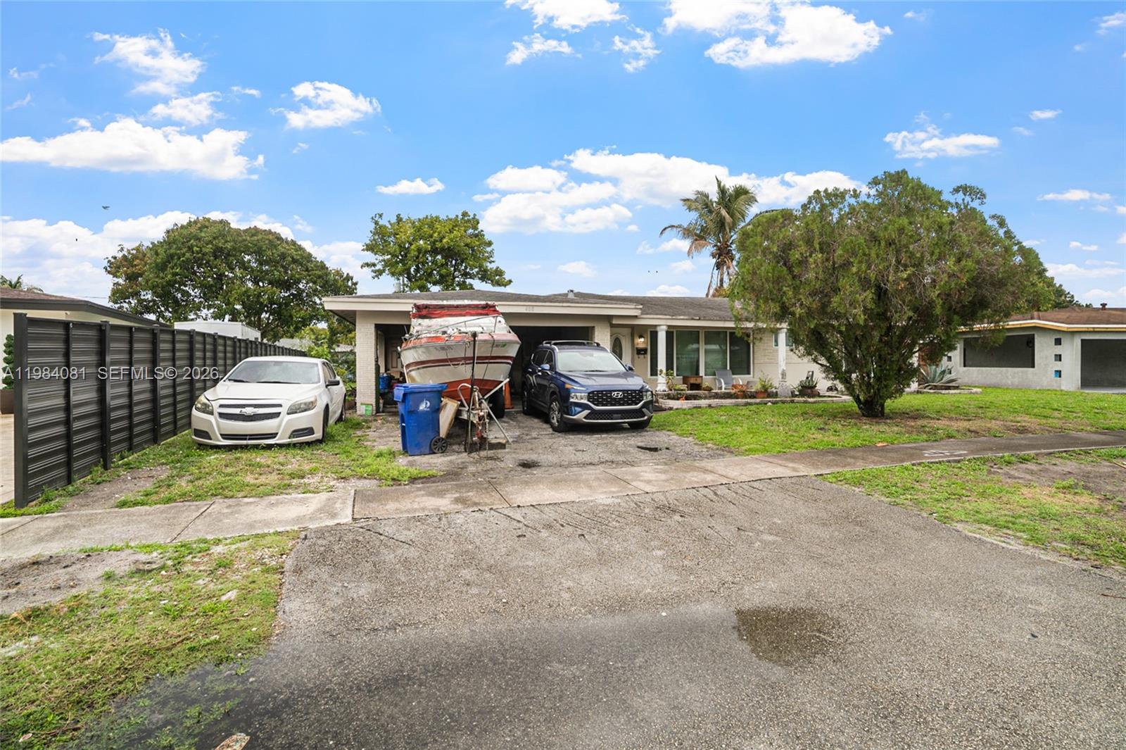 400 Long Is Ave Fort Lauderdale, FL 33312