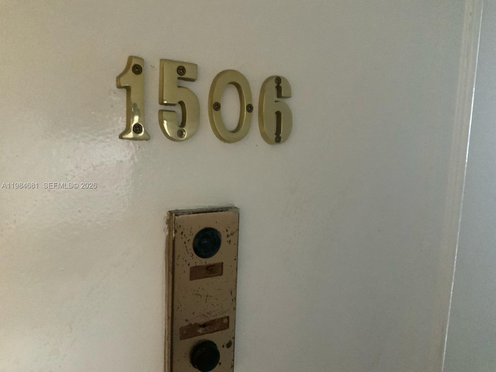 999 Brickell Bay Dr #1506