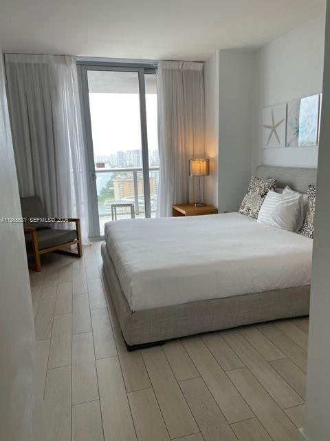 2602 E Hallandale Bch Blvd #R2405 Hallandale Beach, FL 33009