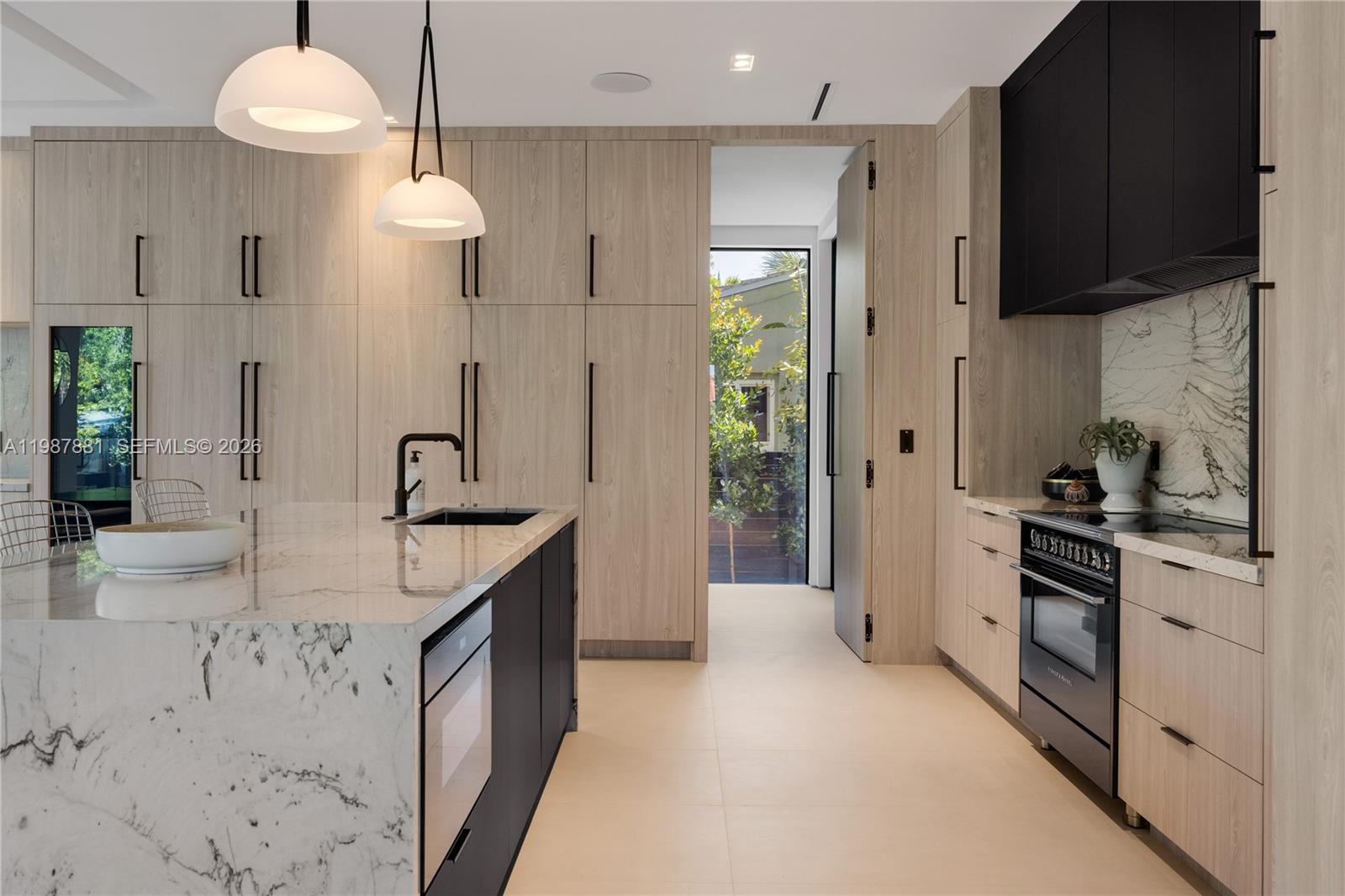 769 NE 72nd Ter Miami, FL 33138