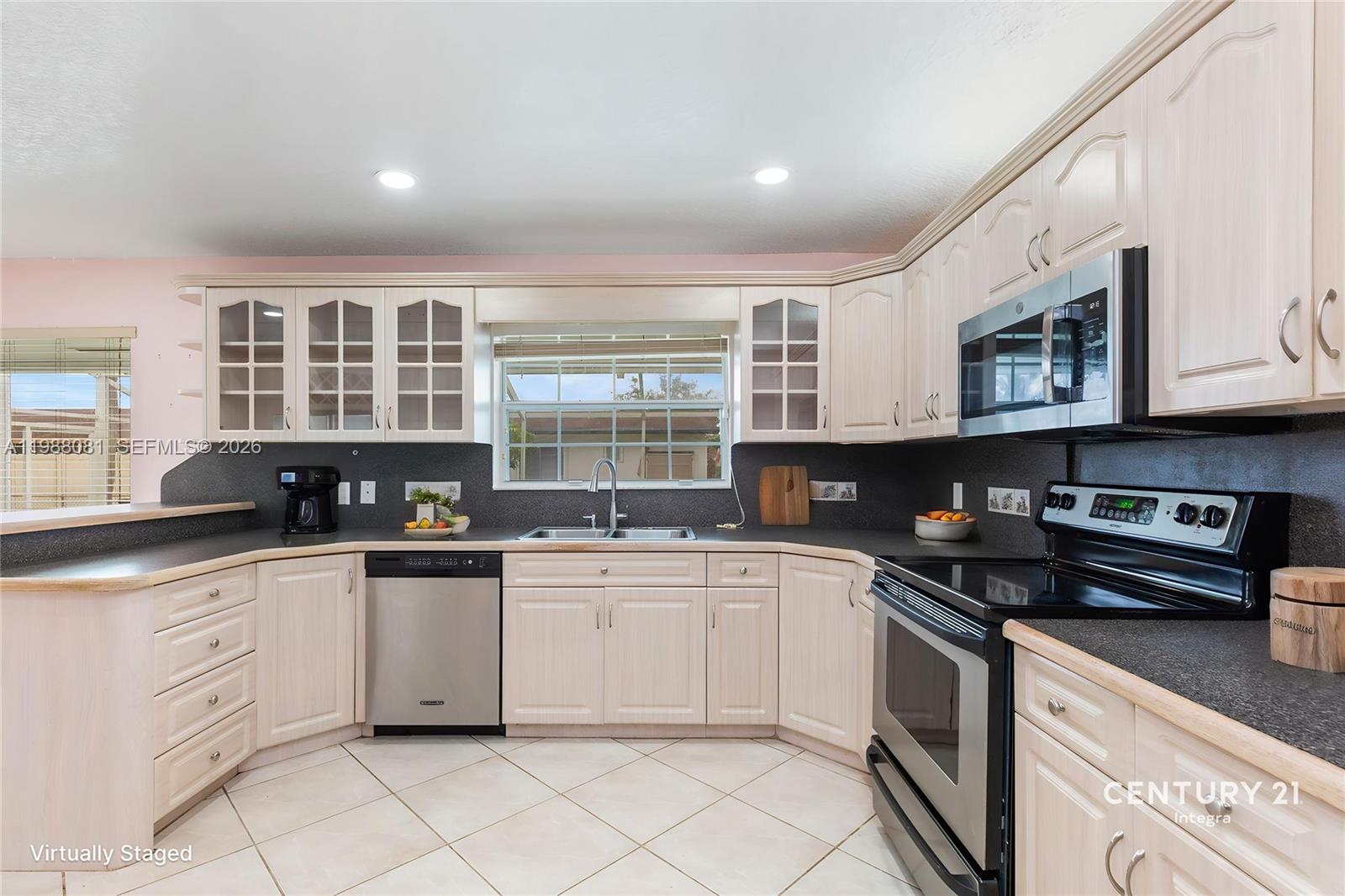 8970 Johnson St Pembroke Pines, FL 33024