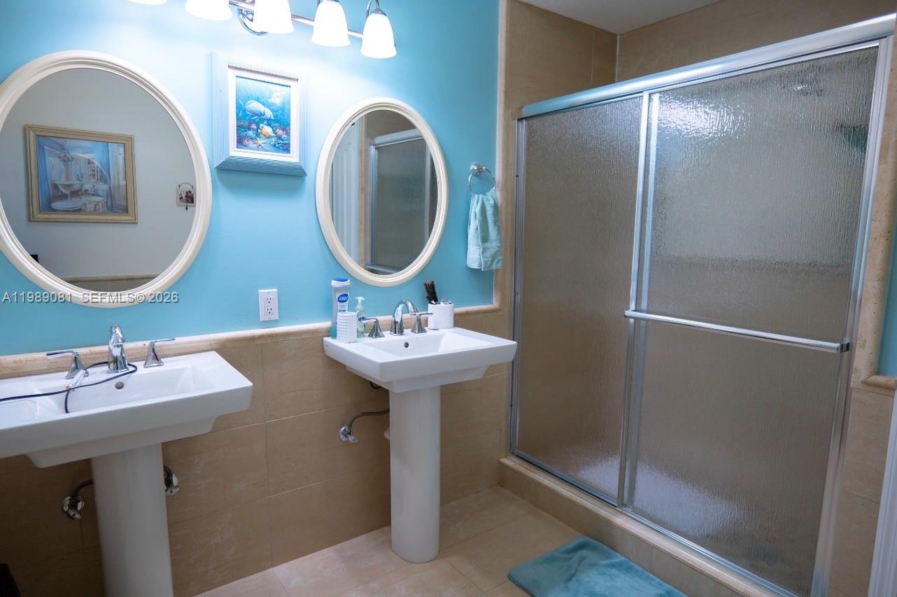 Undisclosed Address Miami, FL 33196