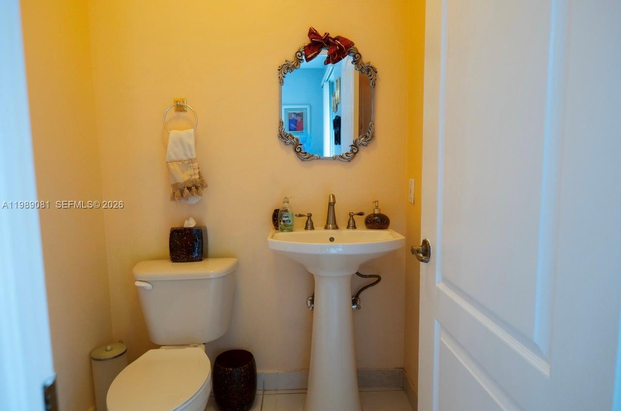 Undisclosed Address Miami, FL 33196