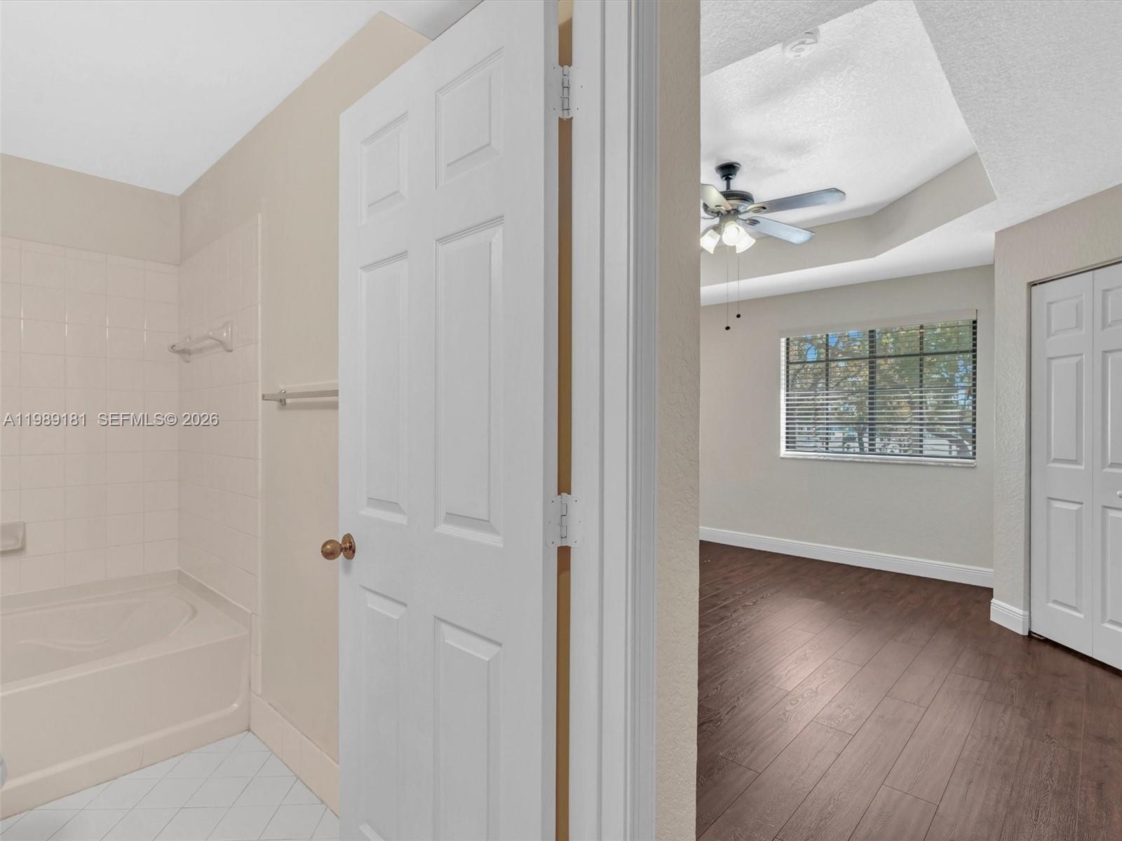 4126 Forest Dr Weston, FL 33332