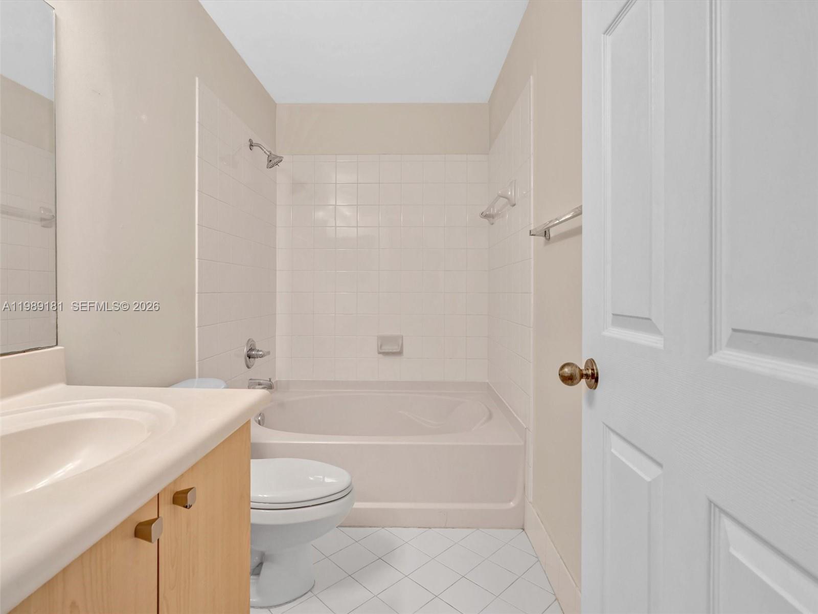 4126 Forest Dr Weston, FL 33332