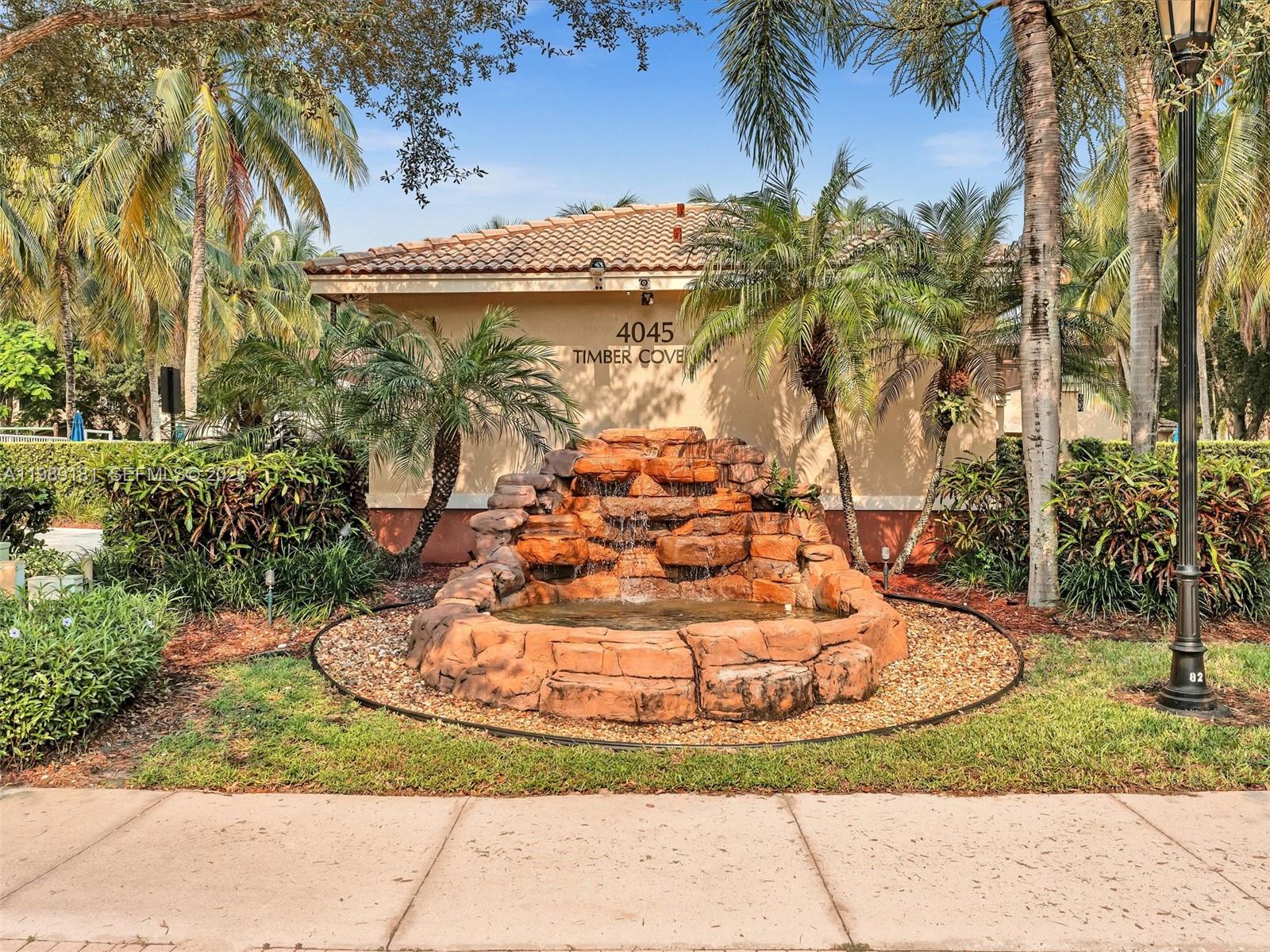 4126 Forest Dr Weston, FL 33332