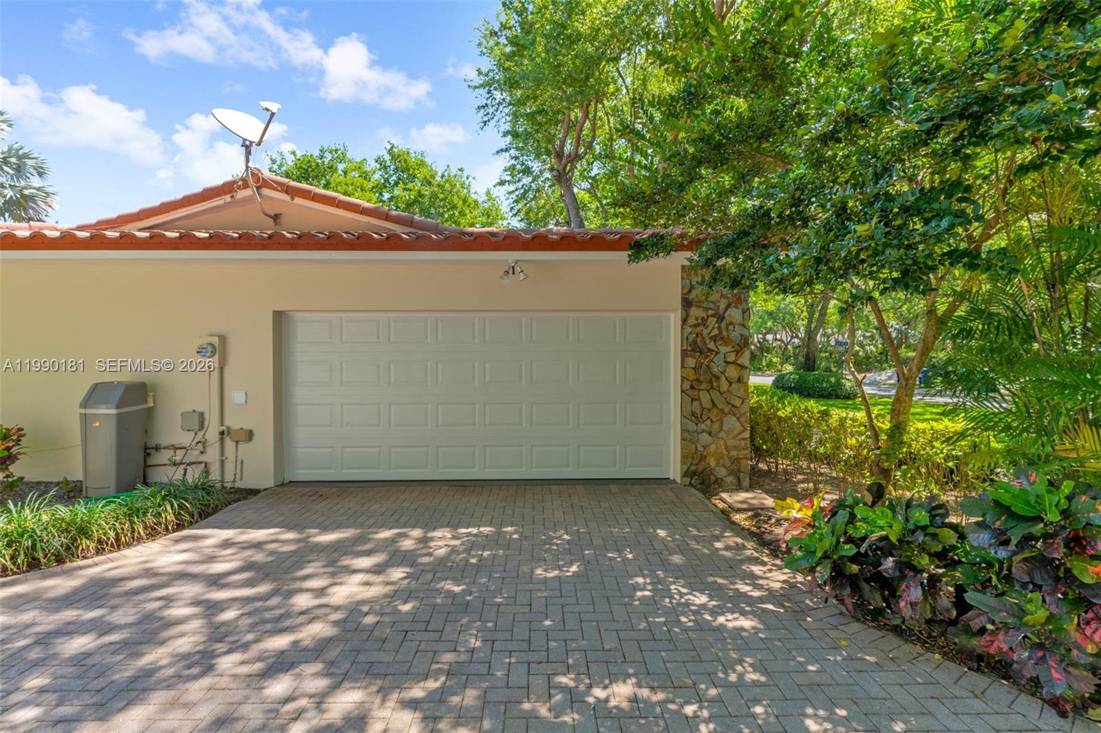 7405 SW 164th St Palmetto Bay, FL 33157