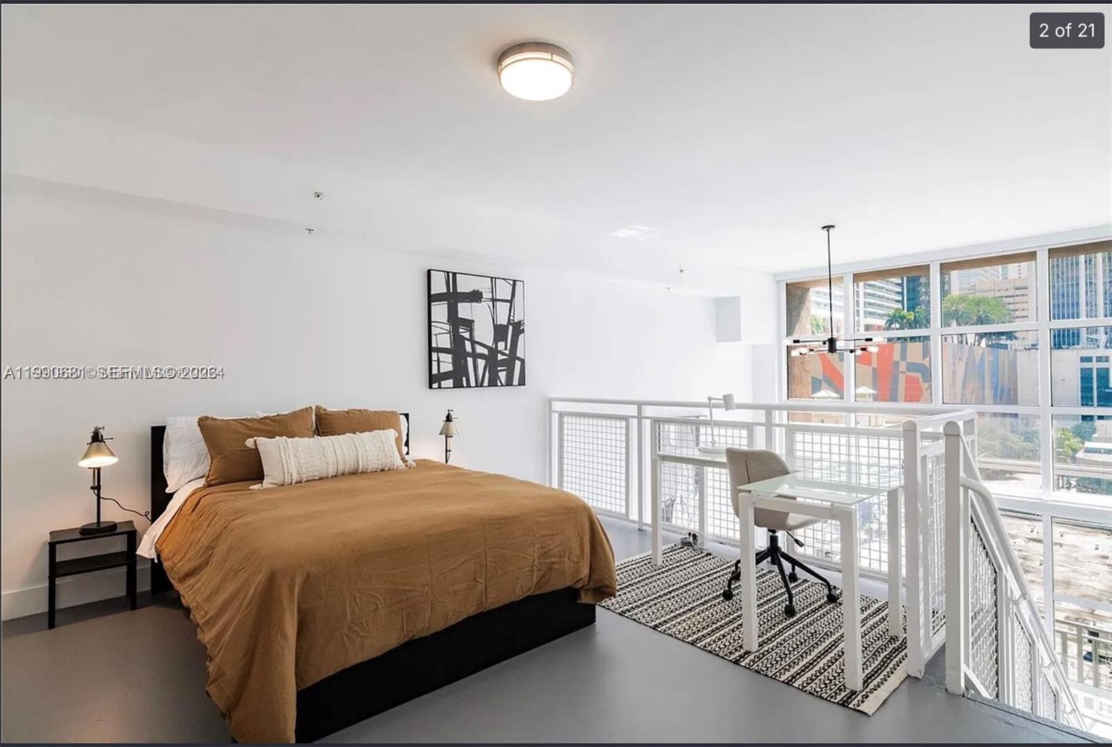 253 NE 2nd St #617 Miami, FL 33132