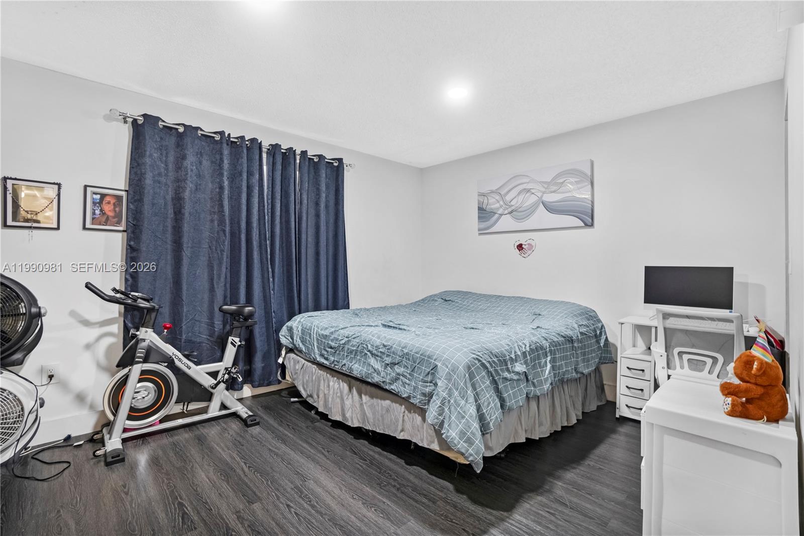 9403 SW 76th St #Y17 Miami, FL 33173