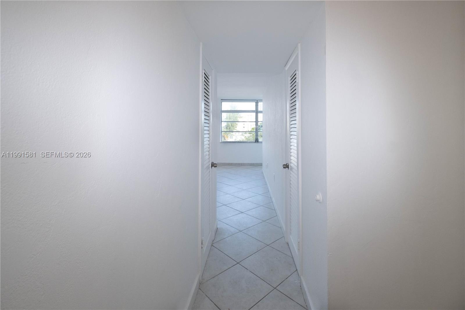 1075 93rd St #403 Bay Harbor Islands, FL 33154