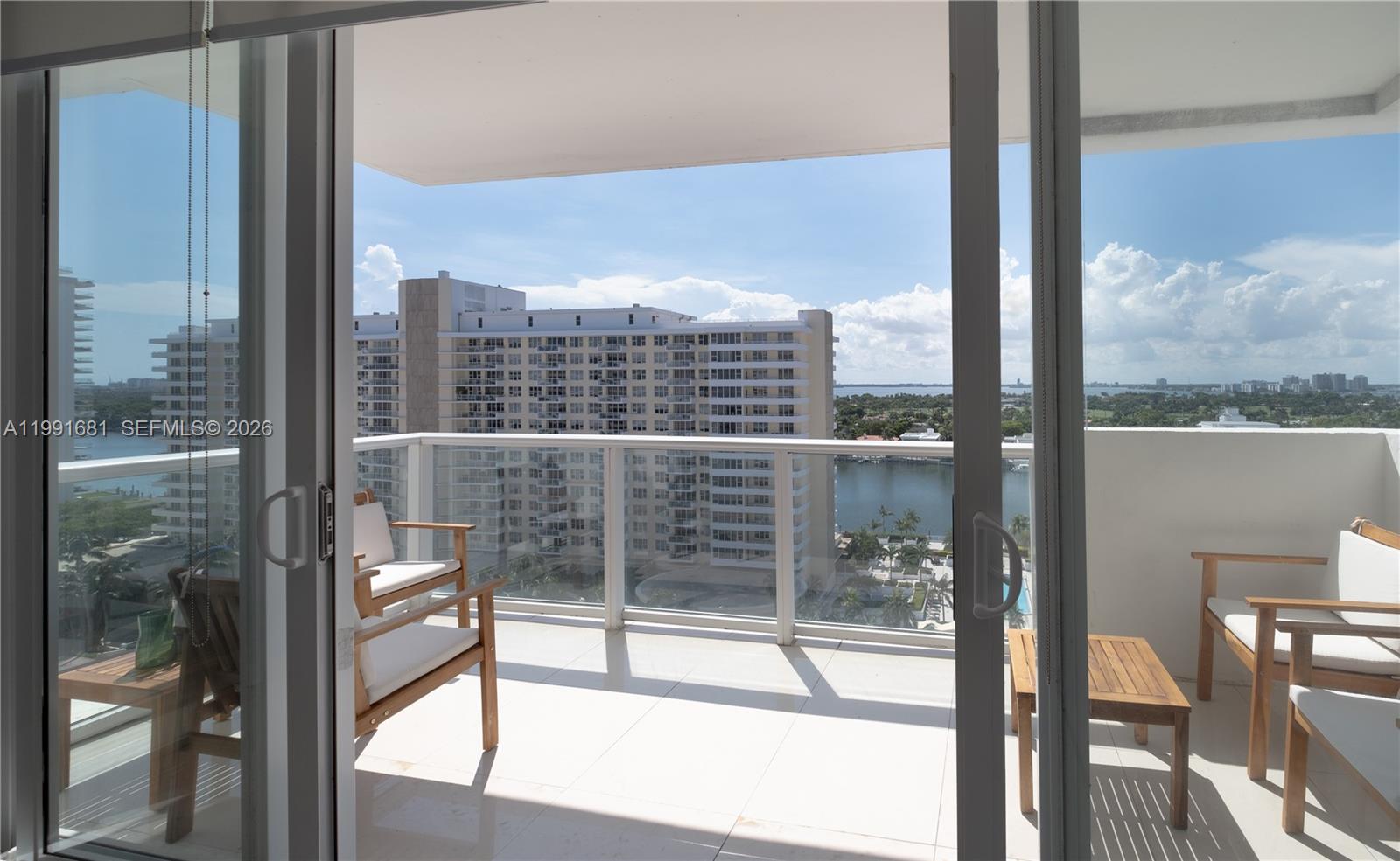 5601 Collins Ave #1420 Miami Beach, FL 33140