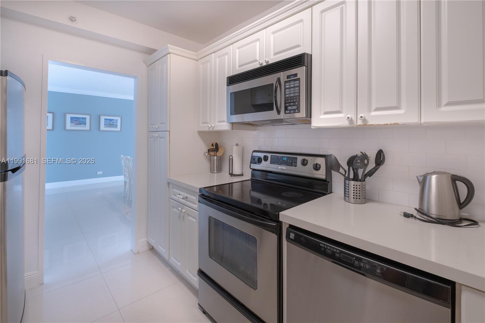 5601 Collins Ave #1420 Miami Beach, FL 33140