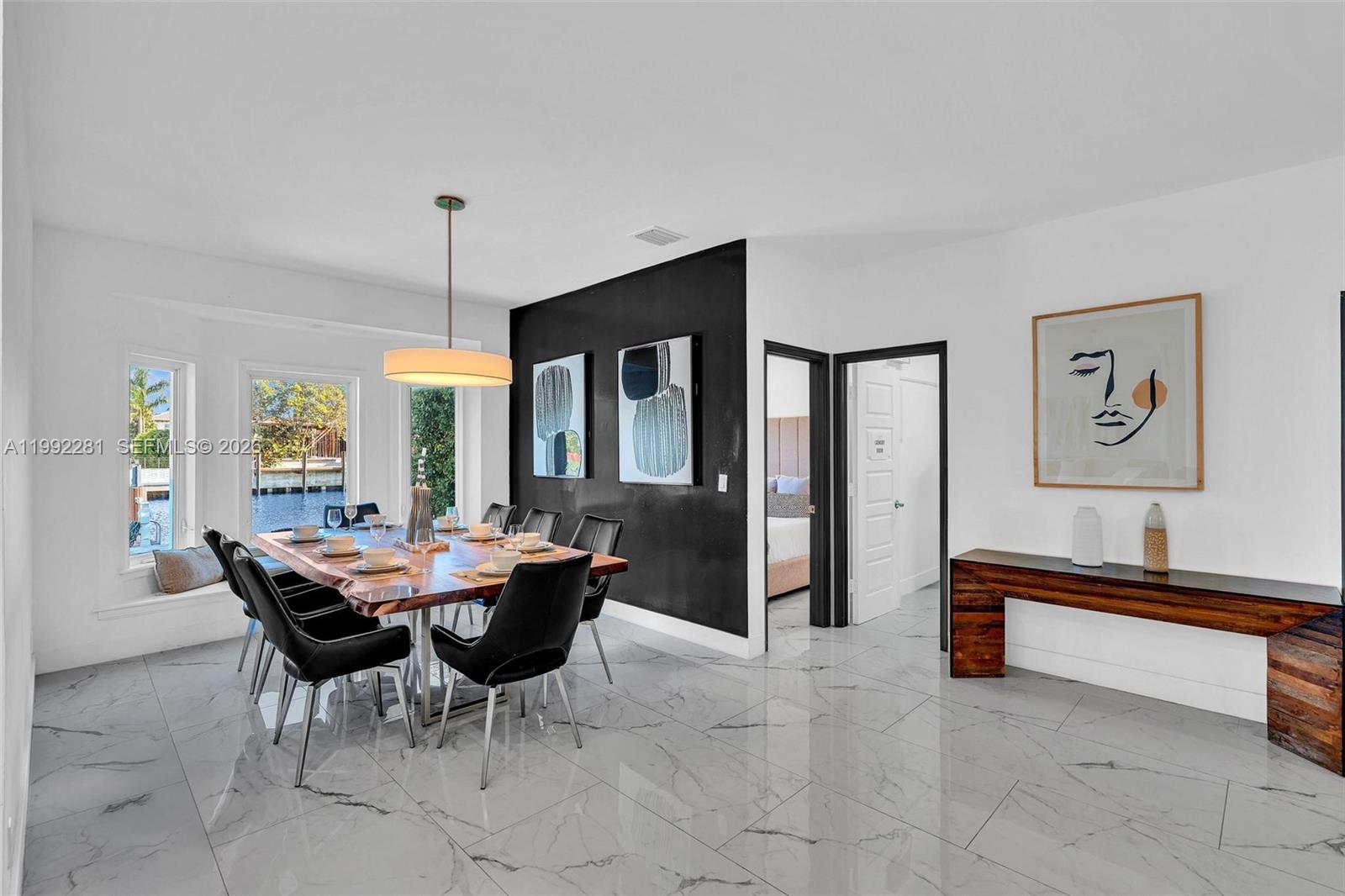 472 Sunset Dr Hallandale Beach, FL 33009