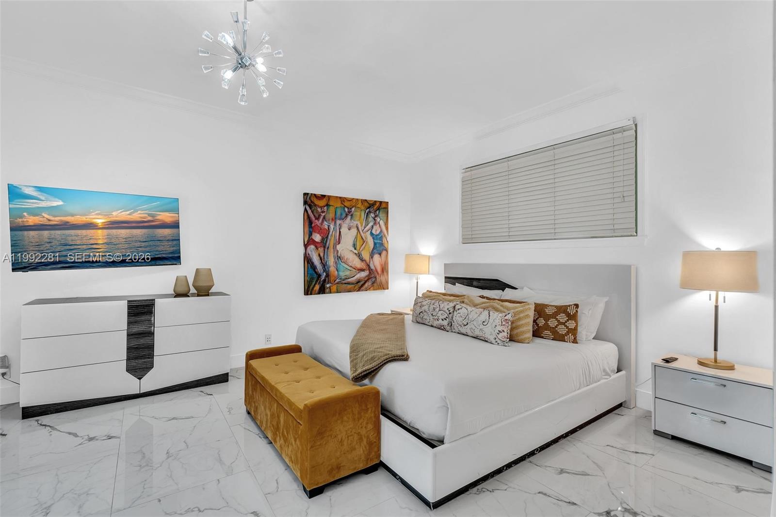 472 Sunset Dr Hallandale Beach, FL 33009